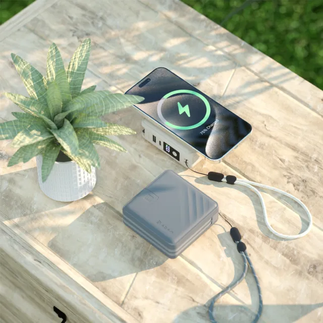【ADAM 亞果元素】GRAVITY X5 15000mAh 五合一萬用磁吸行動電源(附多國轉接頭&收納袋 已有標示Wh)