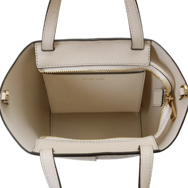 【Michael Kors】防刮MK拼接皮革兩用水餃包(香草白)