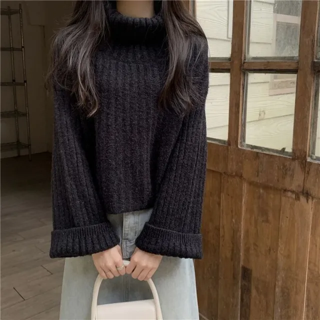 【D.studio】韓版復古寬鬆高領針織上衣(毛衣長袖上衣衣服保暖上衣 冬天女裝秋冬女裝發熱衣高領內搭W583)