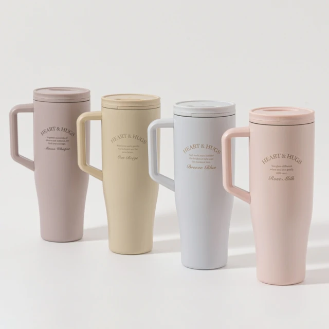 手提咖啡杯