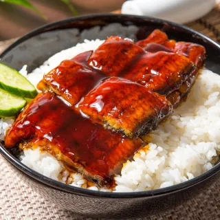 【鮮綠生活】頂級直輸日本整尾蒲燒鰻魚片  共4包(200g±10%/包)