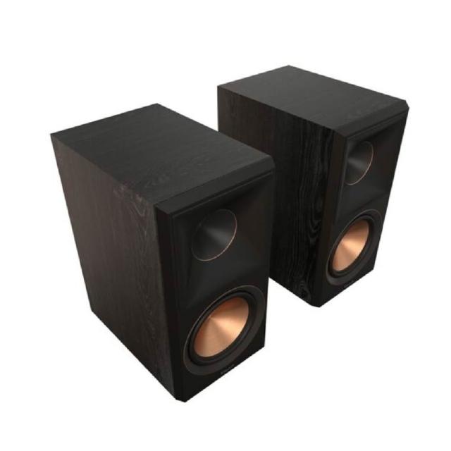  Klipsch 古立奇 RP-600M II 是高品質木質書架喇叭，採用兩件式設計，適閤家用環境，提供黑色優雅外觀。支援其他輸入介面，帶來強勁音效與細膩聲場，完美提升居家娛樂體驗。 
