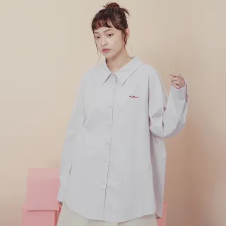 【gozo】MOMO獨家款★限量開賣 抗皺英文標語繡花純棉長袖襯衫(兩色)