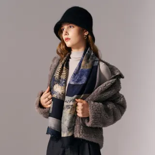 【KERAIA 克萊亞】魅力價-爵士藍調幾何印花披巾