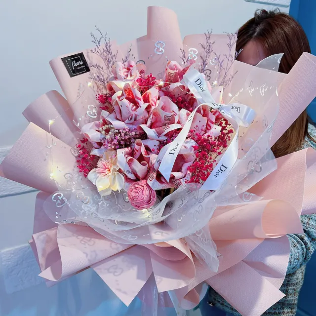 【喜滋滋花藝】送妳有錢花/網紅玫瑰鈔票花束-10朵鈔票玫瑰_純製作費/真鈔另外轉帳(生日 情人節 母親節)