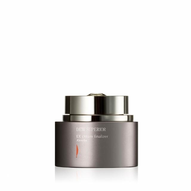 Kanebo佳麗寶 DEWS EX立體膠原活膚霜晶抗皺保溼頂級限量組，為日本原裝專櫃公司貨，專為臉部與眼部設計。富含膠原蛋白與活膚晶成分，能有效改善肌膚紋路、提升保溼度，讓肌膚更年輕緊緻。適合所有膚質使用，是抗老保養的必備產品。