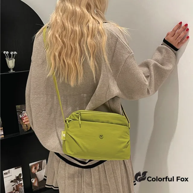 【Colorful Fox】百搭休閒多層防水尼龍單肩包 斜跨包(灰/粉/黃/橘/藍/紫/黑)