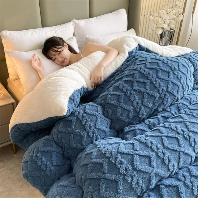 【Sleep Club】買一送一 牛奶絨or塔芙絨×羊羔絨雙面暖暖被(2.4KG/抗靜電/冬被150x200cm)