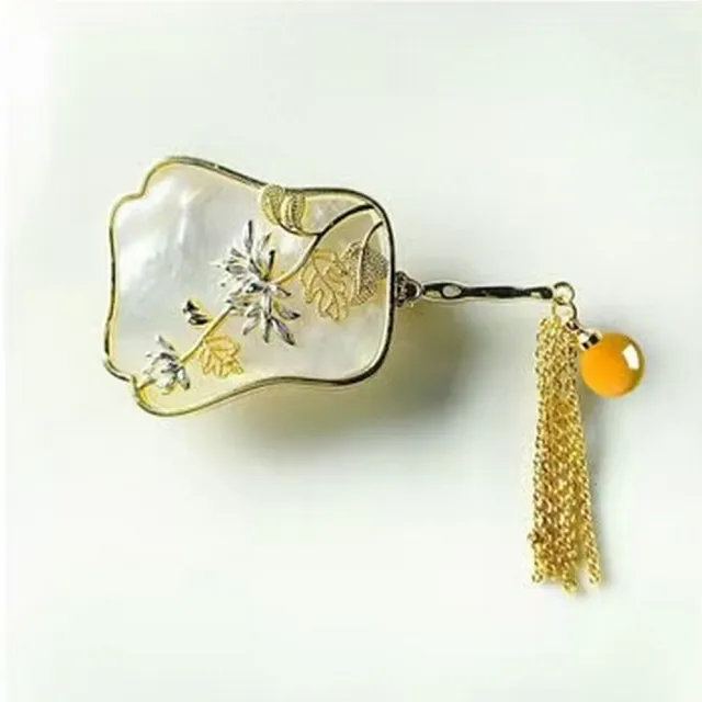 【勝弘珠寶】多明尼加藍珀經典扇子胸針-8mm(藍珀胸針)