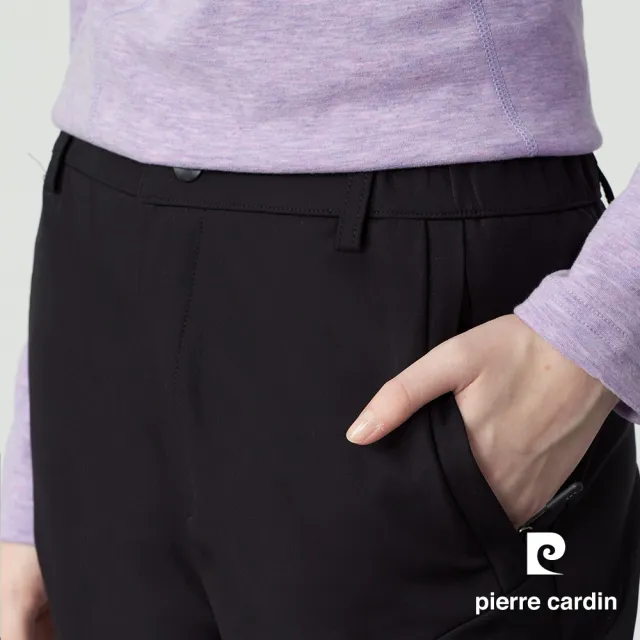 【pierre cardin 皮爾卡登】網路獨家 女款 戶外防風防潑水軟殼休閒褲-黑色(8255885-99)