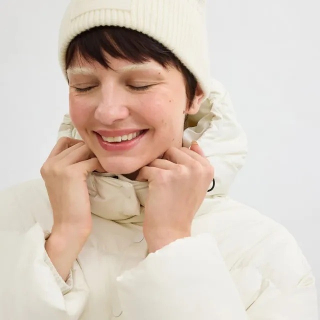 【COACH】蔻馳官方直營 聚酯纖維短版皮帶羽絨外套-白色(CV316)