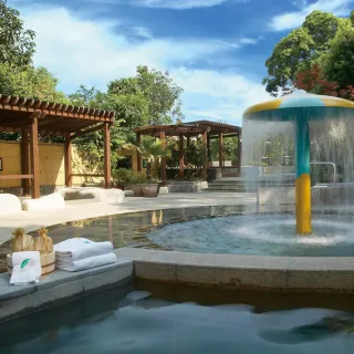 【北投春天酒店】露天風呂或室內湯屋★泡湯通用券2張*(假日不加價)