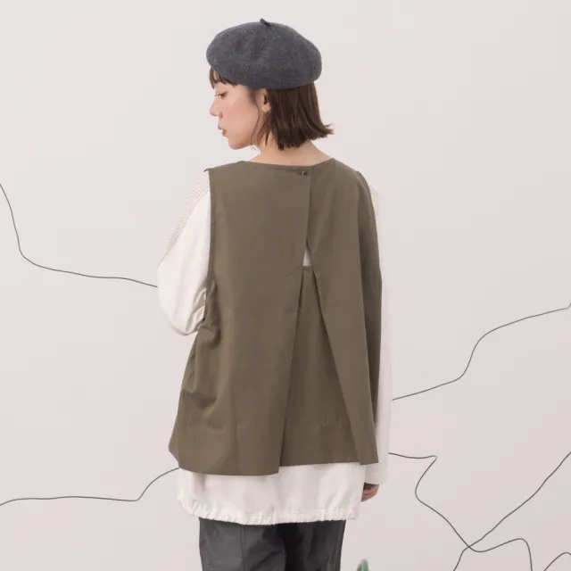 【MOSS CLUB】袋蓋口袋背後挖空活褶背心(藍 綠)
