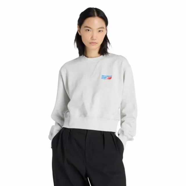 【NEW BALANCE】NB 長袖上衣 女 大學T 短版 寬鬆版型 美規 灰 WT53507AHH
