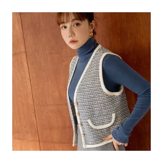 【OB 嚴選】小香風織紋珍珠排釦滾邊背心 《EA3896》