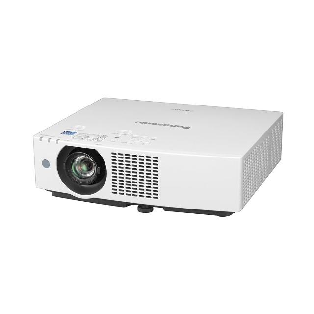 Panasonic國際牌 PT-VMZ5EST 投影機搭載內建10W高功率喇叭，提供清晰音效體驗。支援垂直與水平鏡頭位移功能，方便調整畫面位置。1.2倍縮放鏡頭設計，靈活適應不同安裝需求，適閤家庭與商務使用。