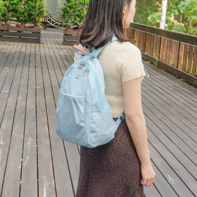 【OMC】雙11 輕盈紙感甜美系休閒旅行後背包33570(小款粉嫩藍)