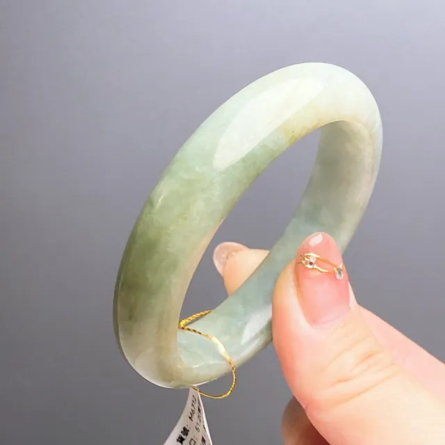 【玉我翡翠】翡翠手鐲 綠底貴妃鐲 手圍16.3mm M6712 緬甸A貨翡翠(精美包裝禮盒出貨/天然A貨翡翠)