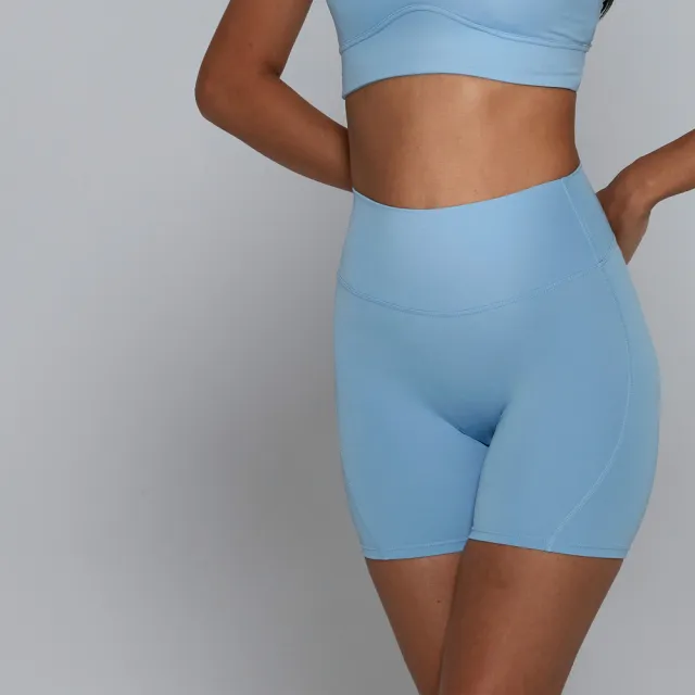 【VERVE】Luxo™ 側線圓臀短Leggings(親膚、柔軟、裸感、吸濕、透氣、高腰Leggings、短Leggings)