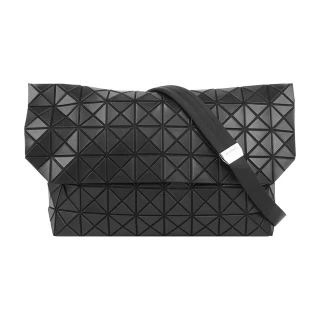 【ISSEY MIYAKE 三宅一生】BAO BAO PRISM SAC 翻蓋郵差包(黑色)
