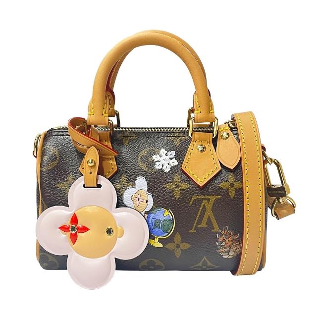 LV LOUIS VUITTON路易威登 M15330 新款冬日聖誕系列 Nano Speedy 迷你圖案手提斜背波士頓包 經典LV標誌吉祥物設計,時尚百搭的迷你圖案波士頓包,適合日常與節日場合。新款冬日聖誕系列融入節日元素,簡約風格完美展現個人品味,輕便實用且具收藏價值。