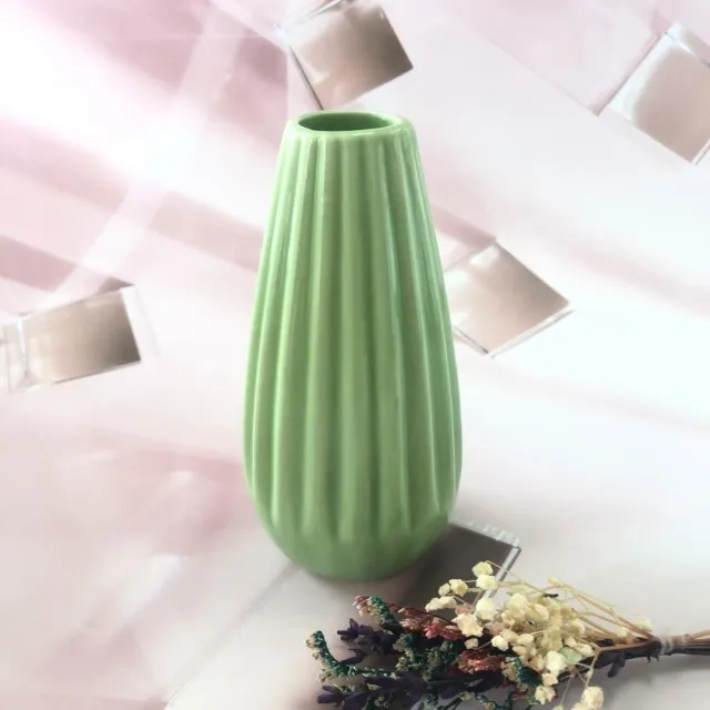 【A-ONE 匯旺】富貴花瓶 綠色 手工素燒插花花瓶 陶瓷擺件 桌面裝飾 家飾陳列造景瓶