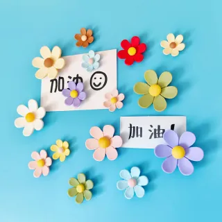 【Paper Play】冰箱貼 冰箱磁鐵/繽紛6瓣小雛菊花朵造型磁鐵 冰箱磁鐵 3入套組(10色任選)