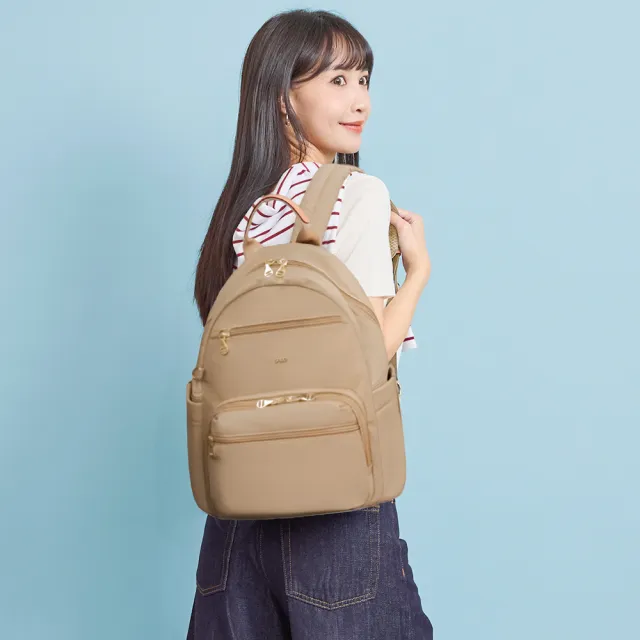【OMC】雙11 必buy寬側袋附胸扣旅行休閒後背包03531A(奶茶)