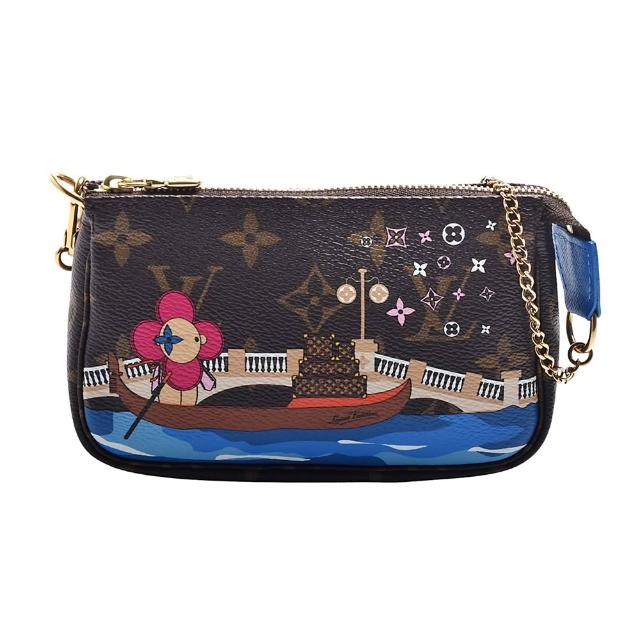 LV LOUIS VUITTON路易威登 M68489 限量 Vivienne 吉祥物威尼斯乘坐貢多拉印花圖案拉鍊迷你手提包 經典Monogram帆布製作的LV M68489限量版迷你手提包,以威尼斯乘坐貢多拉為主題的吉祥物印花圖案,完美捕捉威尼斯浪漫氣息。此款包款為Vivienne系列限定設計,兼具時尚與收藏價值,結帳享85折再享0利率,是時尚愛好者必備的經典配件。