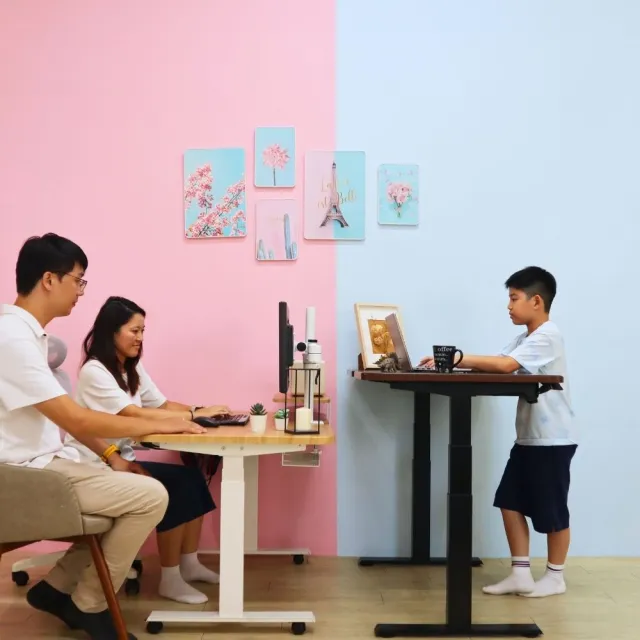 【aka】超升動電動升降桌 120x70cm(三節式雙馬達/坐站兩用/辦公桌/電腦桌/書桌)