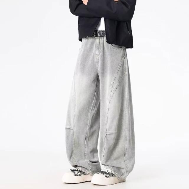 【AMERO】男女款 小彎刀牛仔褲(男女款 小彎刀牛仔褲 雙車線 情侶裝)