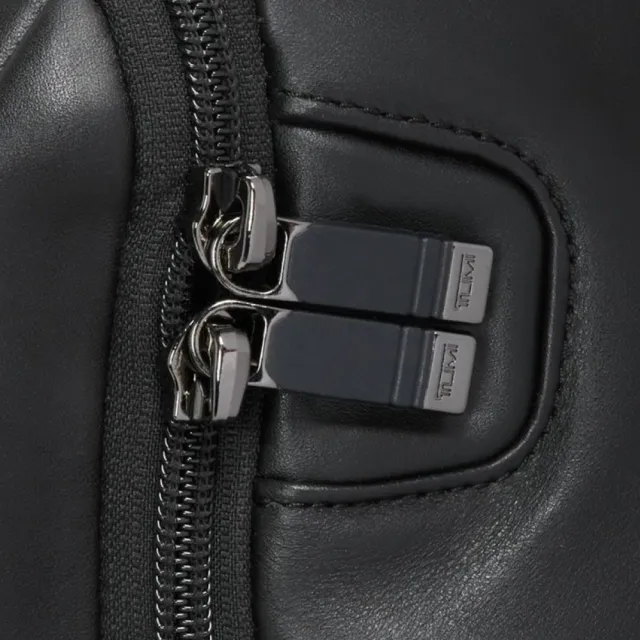 【TUMI】Alpha 大型 17 吋筆電可擴展商務皮革後背包 - 黑色(TUMI 官方旗艦店)
