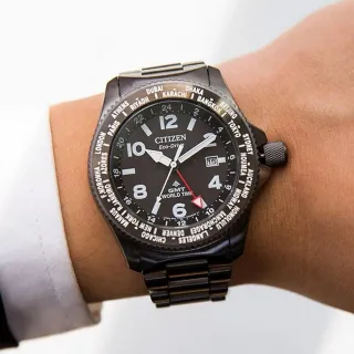 【CITIZEN 星辰】PROMASTER 限量光動能200米防水手錶-42mm/黑x灰 送禮 禮物(BJ7107-83E)