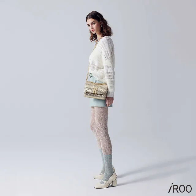 【iROO】貝殼刺繡鑲邊短裙