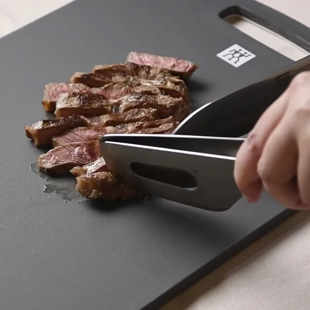 【ZWILLING 德國雙人】雙面抗菌砧板36cmx20cm-M號+Now S蔬果刀/削皮刀8cm(德國雙人牌集團官方直營)