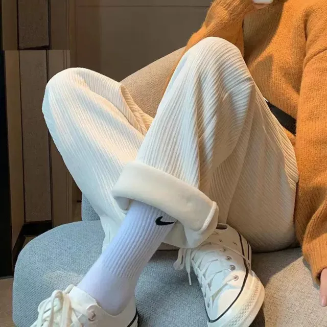 【D.studio】韓版加絨加厚奶油色系高腰寬鬆寬褲 褲子長褲休閒褲女裝黑褲發熱褲保暖褲冬天女裝P302
