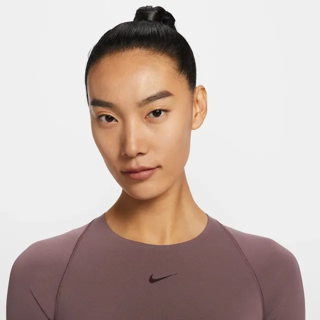 【NIKE 耐吉】短袖上衣 女 AS W NK DF UNVRSA SS TOP SNL 運動 休閒 紫色 (IO1272502)