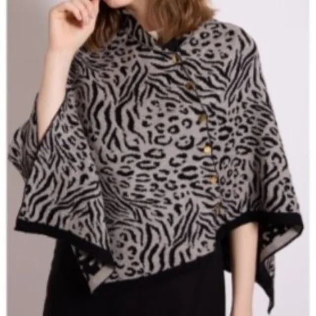 【SuperWands】義大利精品羊絨外套式披肩