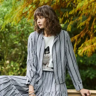 【ILEY 伊蕾】經典黑白格紋外套(黑；M-2L；1261664004)
