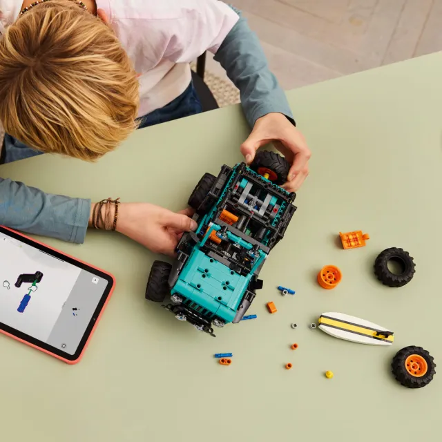 【LEGO 樂高】科技系列 42227 Jeep Wrangler Rubicon 休旅車(越野SUV 居家擺設 禮物 積木)