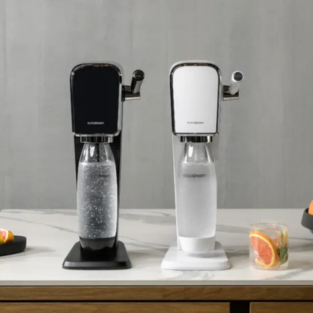 【Sodastream】ART 拉桿式自動扣瓶氣泡水機 白/黑(加碼送2支鋼瓶 含原箱共3支+1L水瓶x1)