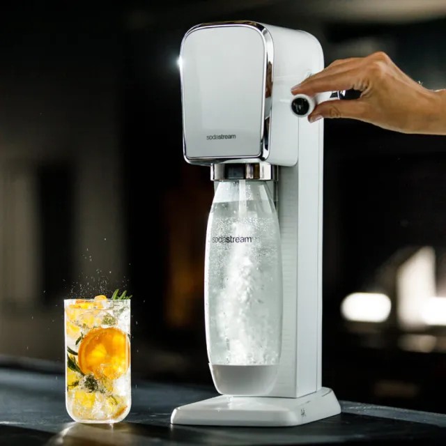 【Sodastream】(舊換新)ART拉桿式自動扣瓶氣泡水機-白/黑(您須有1支空鋼瓶)