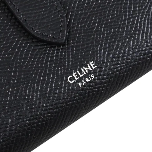 【CELINE】Fine Strap 簡約燙銀LOGO粒面小牛皮扣式三折短夾(黑)