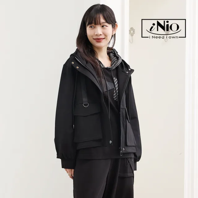 【iNio 衣著美學】層次拼接抽繩連帽長袖外套 立體層次 微立領 束口袖連帽夾克 CEW4826