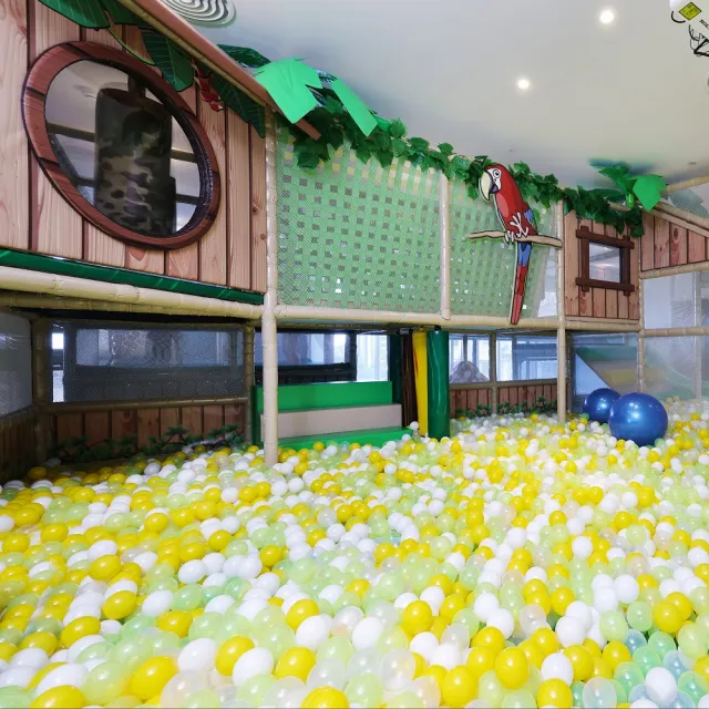 【雀客國際】平日童遊家庭房二大床含4客早餐(最佳親子飯店)