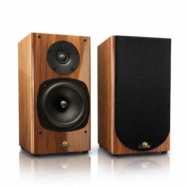 Castle 蓋世特 KNIGHT2 為2聲道專業音訊裝置，具備優異 Hi-Res 音質認證，適用於多種音訊應用。豐富功能包括進階音效處理與其他專業特性，提供高解析度聆聽體驗，享1年完整保固，適合音響愛好者選購。