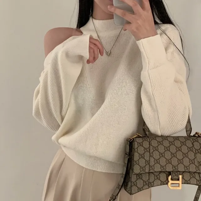 【D.studio】韓版露肩氣質針織上衣 毛衣 長袖上衣 衣服 保暖上衣 秋冬女裝 發熱衣 保暖衣 露肩上衣 W325