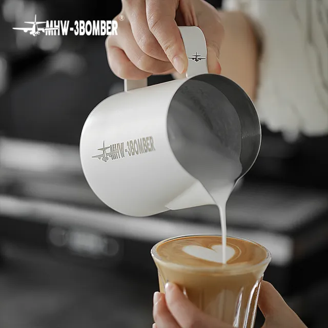 【MHW-3BOMBER】拉花缸經典版3.0-600ML-多色-圓嘴/尖嘴(拉花缸 600ML拉花杯 咖啡打奶缸)