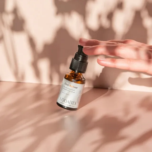 【LODAITES】菁萃緊緻修護精華 緊緻彈潤 修護舒緩 植萃滋養精華（15 ml）