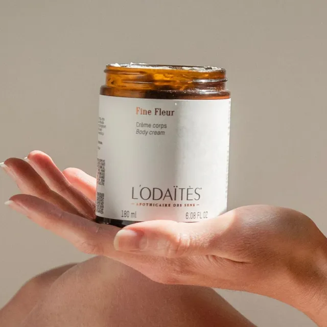 【LODAITES】全效滋養保濕身體乳 長效保濕 柔嫩亮膚 植萃修護身體霜（180 ml）